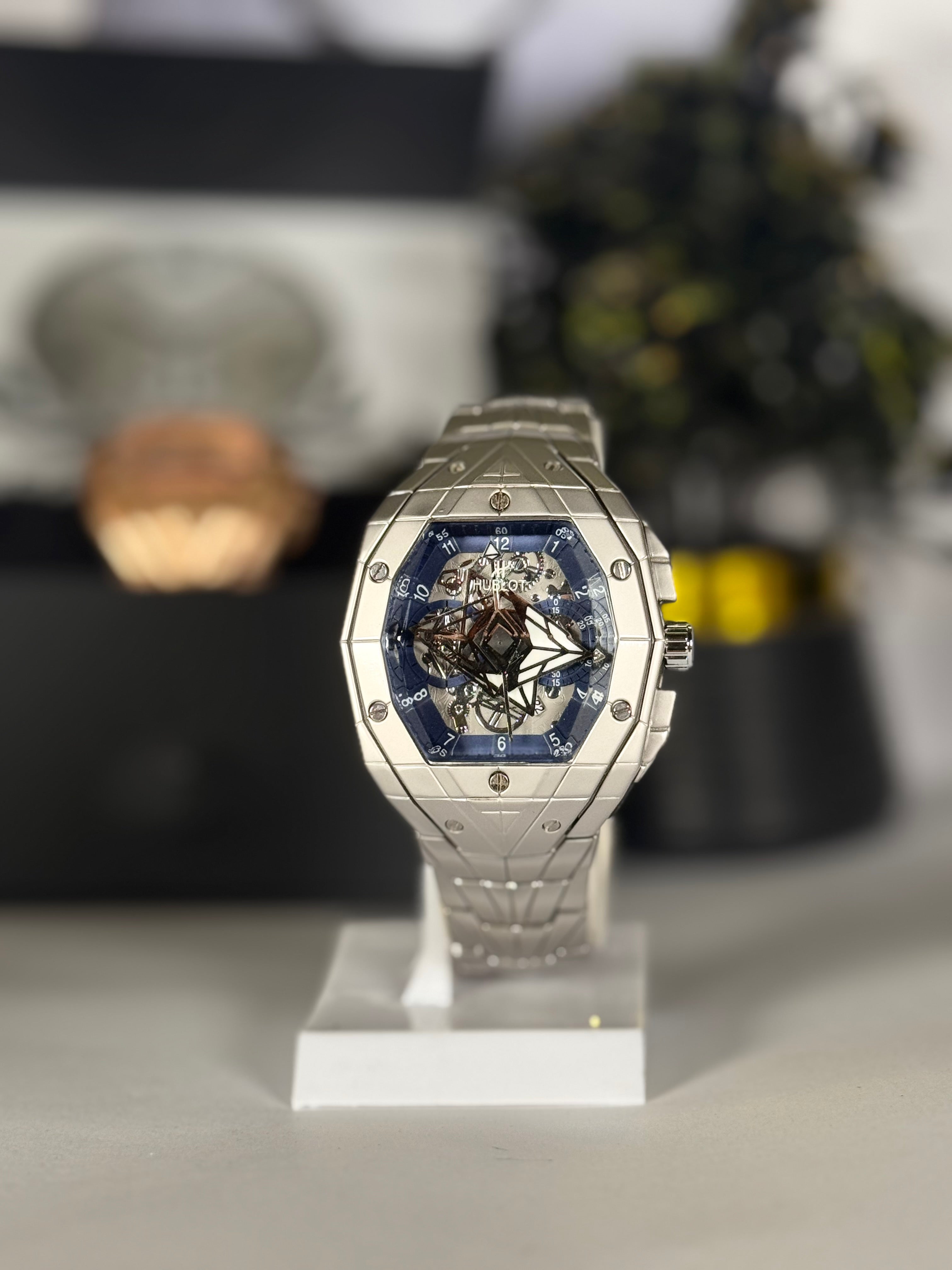 Hub Master Stainless Steel Strap Watch - Silver - Luxury Watch for Men In Pakistan