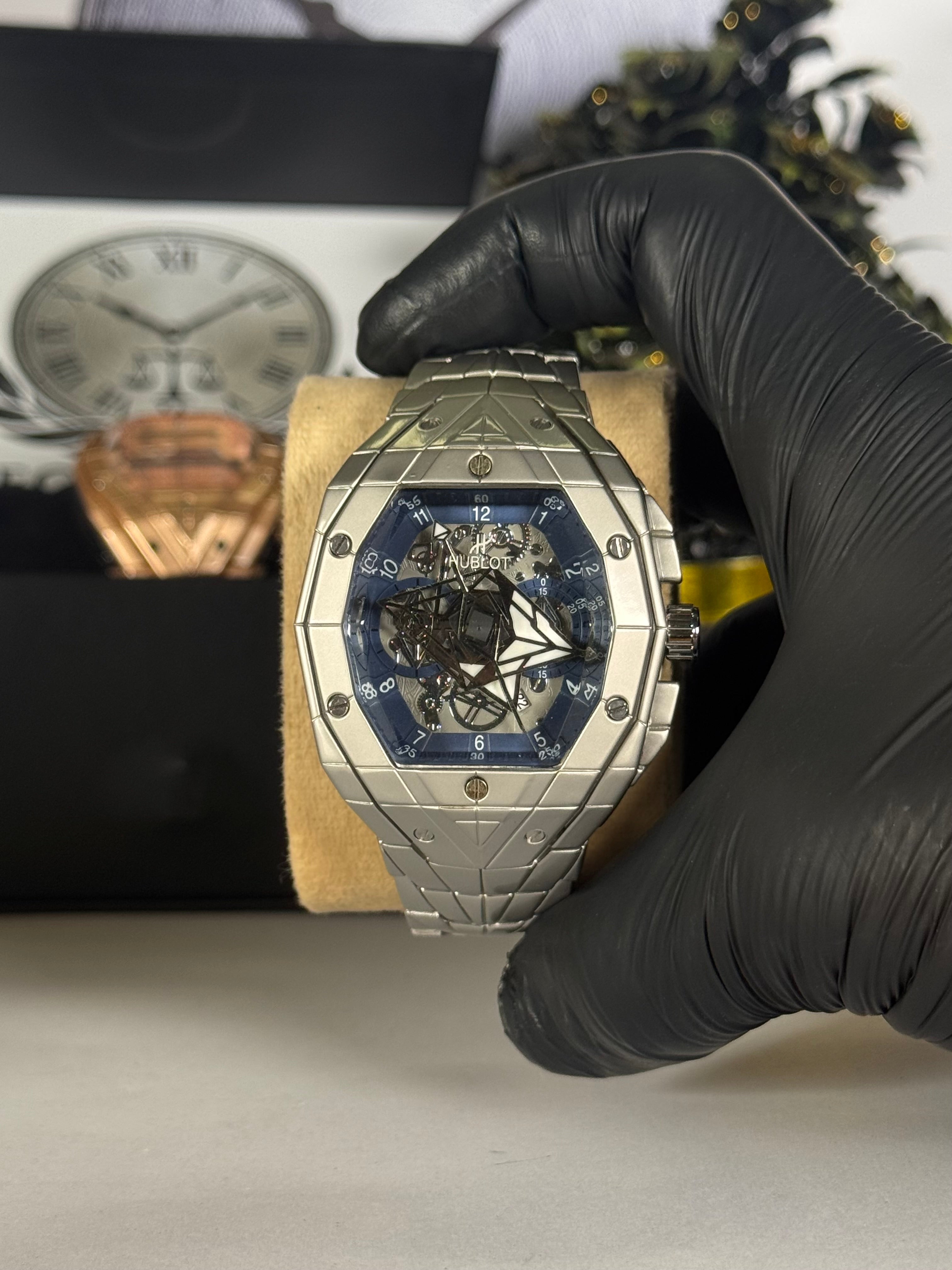 Hub Master Stainless Steel Strap Watch - Silver - Luxury Watch for Men In Pakistan